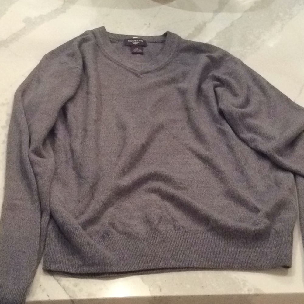Dockers mens sweater (like new)